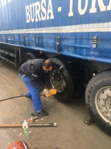 Özlüce Oto Lastik Tamircileri